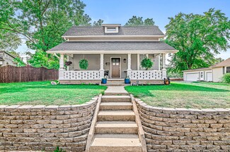216 Adams St, Pendleton, IN 46064