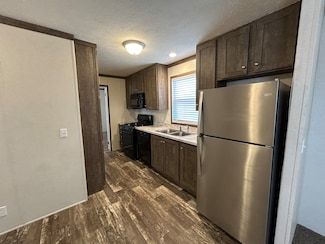 253 New Mexico Unit 253, Belleville, MI 48111