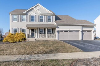 301 Walsh Cir, Yorkville, IL 60560