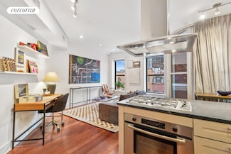345 E 50th St Unit 5A, New York, NY 10022