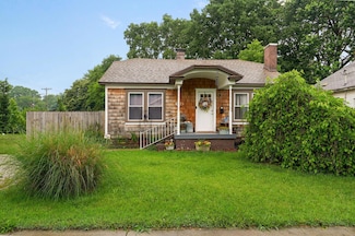 953 S Weaver Ave, Springfield, MO 65806