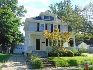 28 Irving Rd, Schenectady, NY 12302
