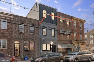 1318 S 8th St, Philadelphia, PA 19147