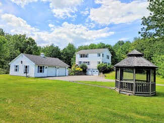 725 Manchester Rd, Belgrade, ME 04917