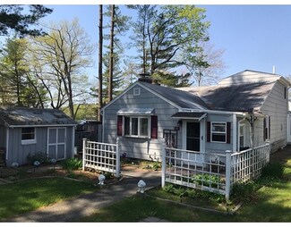 101 Cubles Dr, Brimfield, MA 01010