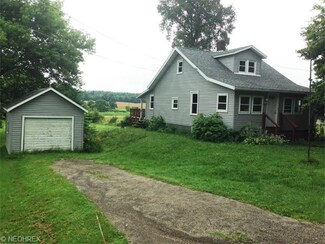 1045 S 12th St, Sebring, OH 44672