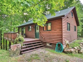 10478 Oak Dr, Hazelhurst, WI 54531