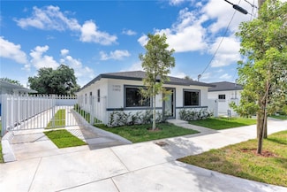 11970 SW 213th St, Miami, FL 33177