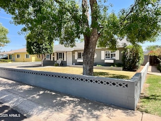 2537 E Hazelwood St, Phoenix, AZ 85016
