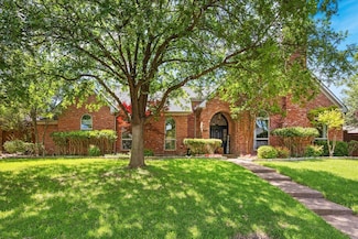 5814 Windmier Ln, Dallas, TX 75252