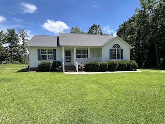 318 Duck Pond Ln, Clayton, NC 27520