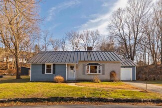 10 Estabrook Cir, West Lebanon, NH 03784