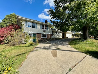 27 Sycamore Rd, Norwich, CT 06360