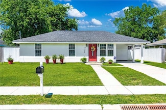4826 Bright Dr, New Orleans, LA 70127