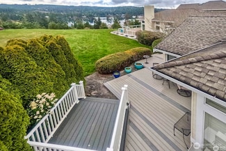 81 Windrose Dr, Port Ludlow, WA 98365
