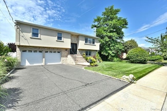 2770 Lincoln Blvd, Merrick, NY 11566