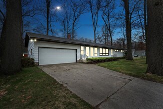 71508 Merle St, Edwardsburg, MI 49112