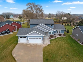 4294 Crane Dr, Appleton, WI 54913