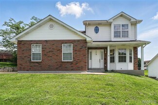 3925 Yaeger Rd, Saint Louis, MO 63129