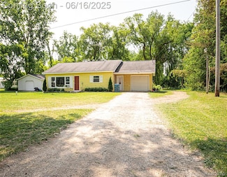 4351 Wheeler Rd, Standish, MI 48658