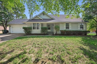 2709 Home Place, Leavenworth, KS 66048
