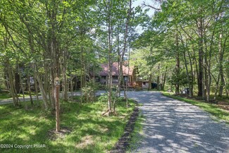 5144 Pine Tree Ln, Pocono Summit, PA 18346