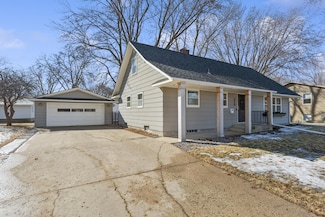 1201 13th Ave SW, Willmar, MN 56201