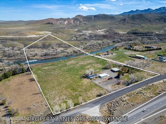 32000 Cantlon Dr, Wadsworth, NV 89442