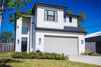 8810 Carousel Ln, Houston, TX 77080