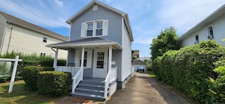 108 School St, Hamden, CT 06518
