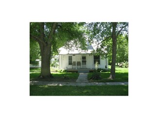 210 N Preston Rd, Kincaid, KS 66039