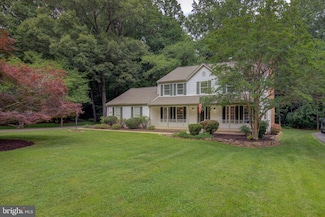 9708 S Park Cir, Fairfax Station, VA 22039