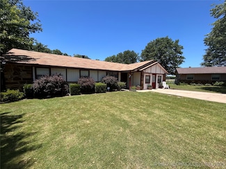 13600 S 285th Ave E, Coweta, OK 74429