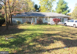 1639 Perkins Ln, Beverly, NJ 08010