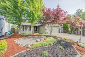 15814 NE 69th St, Vancouver, WA 98682
