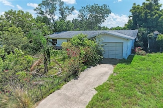 10095 Nassau Ct, Seminole, FL 33776