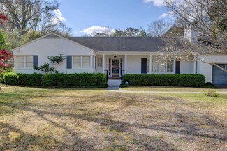 1602 S Live Oak Pkwy, Wilmington, NC 28403