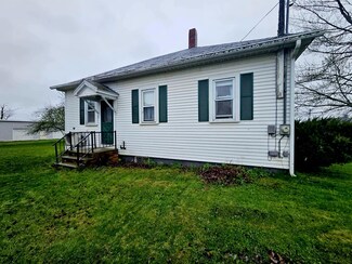 412 Main St, Pittsfield, ME 04967