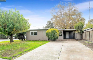 3898 Macmurtry Ct, Martinez, CA 94553