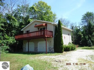 683 E Allen Ct, Au Gres, MI 48703