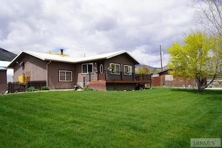 1305 Leadore Ave, Salmon, ID 83467