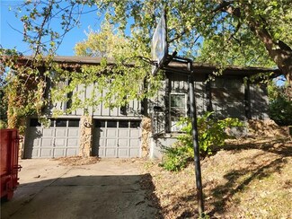 17312 E 41st St S, Independence, MO 64055