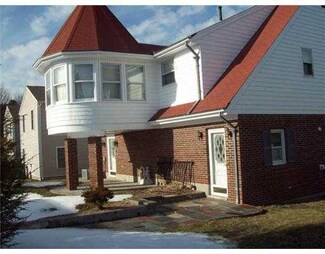 10 Marconi St, Providence, RI 02909