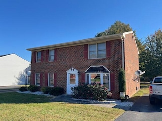 20 Parkdale Dr Unit & 24, Salem, VA 24153