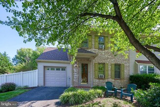 811 Penny Ln, Mount Joy, PA 17552