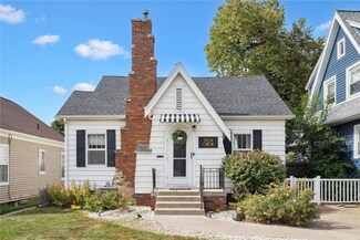 2504 C Ave NE, Cedar Rapids, IA 52402