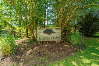 983 Seaside Ln, Edisto Island, SC 29438