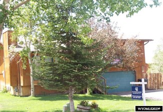 423 Lucas Ave, Evanston, WY 82930