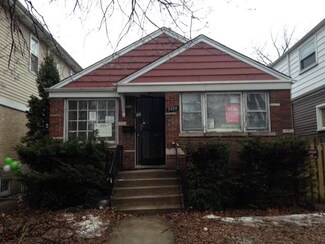 3926 N Pioneer Ave, Chicago, IL 60634