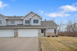 106 Appleblossom Ln, Shakopee, MN 55379